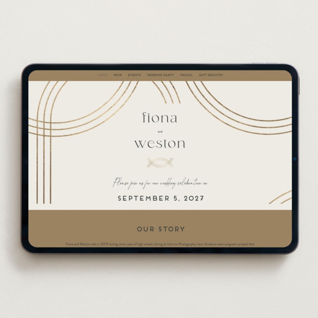 "Curves" - Wedding Website in Chiffon by Amy Payne - Desktop Design