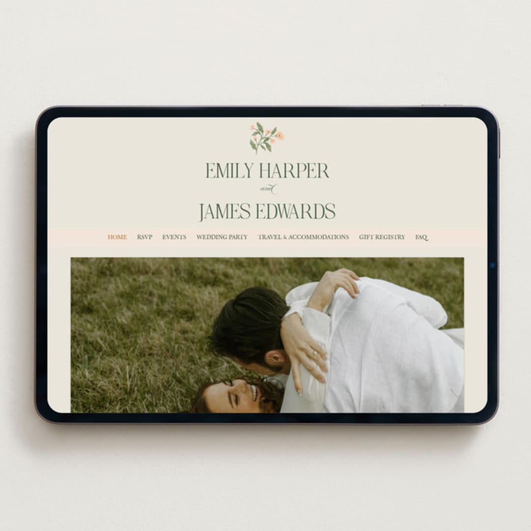 "Garden Heirloom" - Wedding Website in Garden by Elly - Desktop Design
