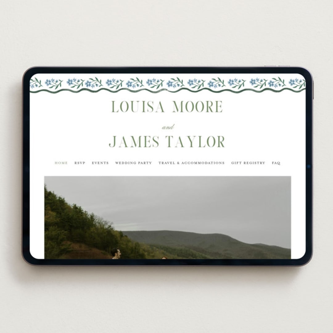 "Sweet Vintage" - Wedding Website in Periwinkle by Alethea and Ruth - Desktop Design