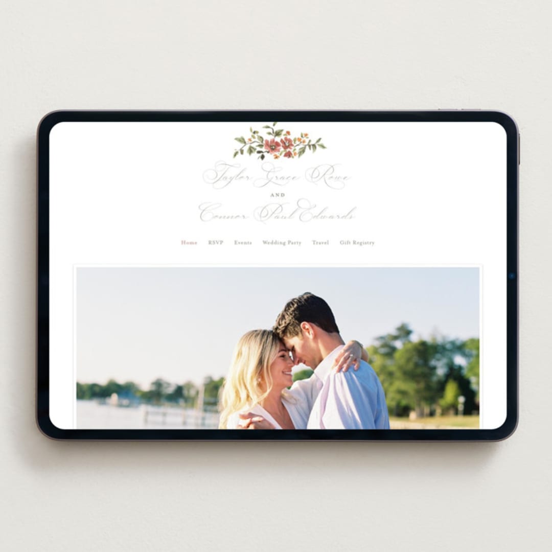 "Foliage Crest" - Wedding Website in Mulberry by Everett Paper Goods - Desktop Design