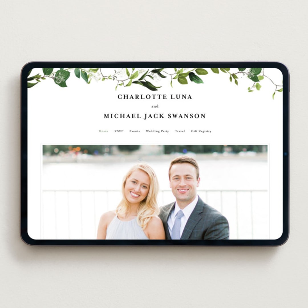 "Greenery" - Wedding Website in Fern by Susan Moyal - Desktop Design
