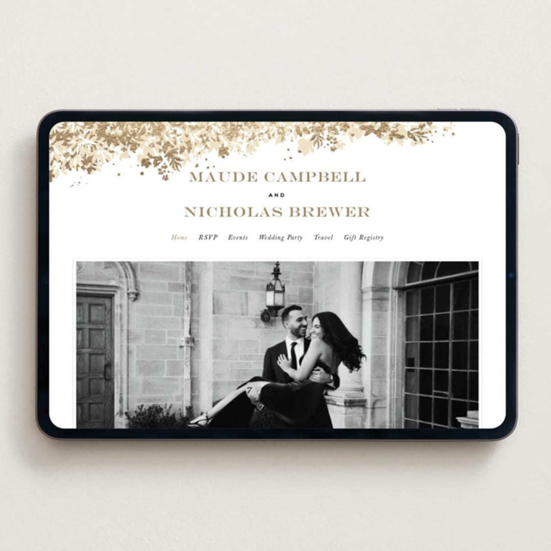 "Heritage" - Wedding Website in Honeysuckle by Leah Bisch - Desktop Design