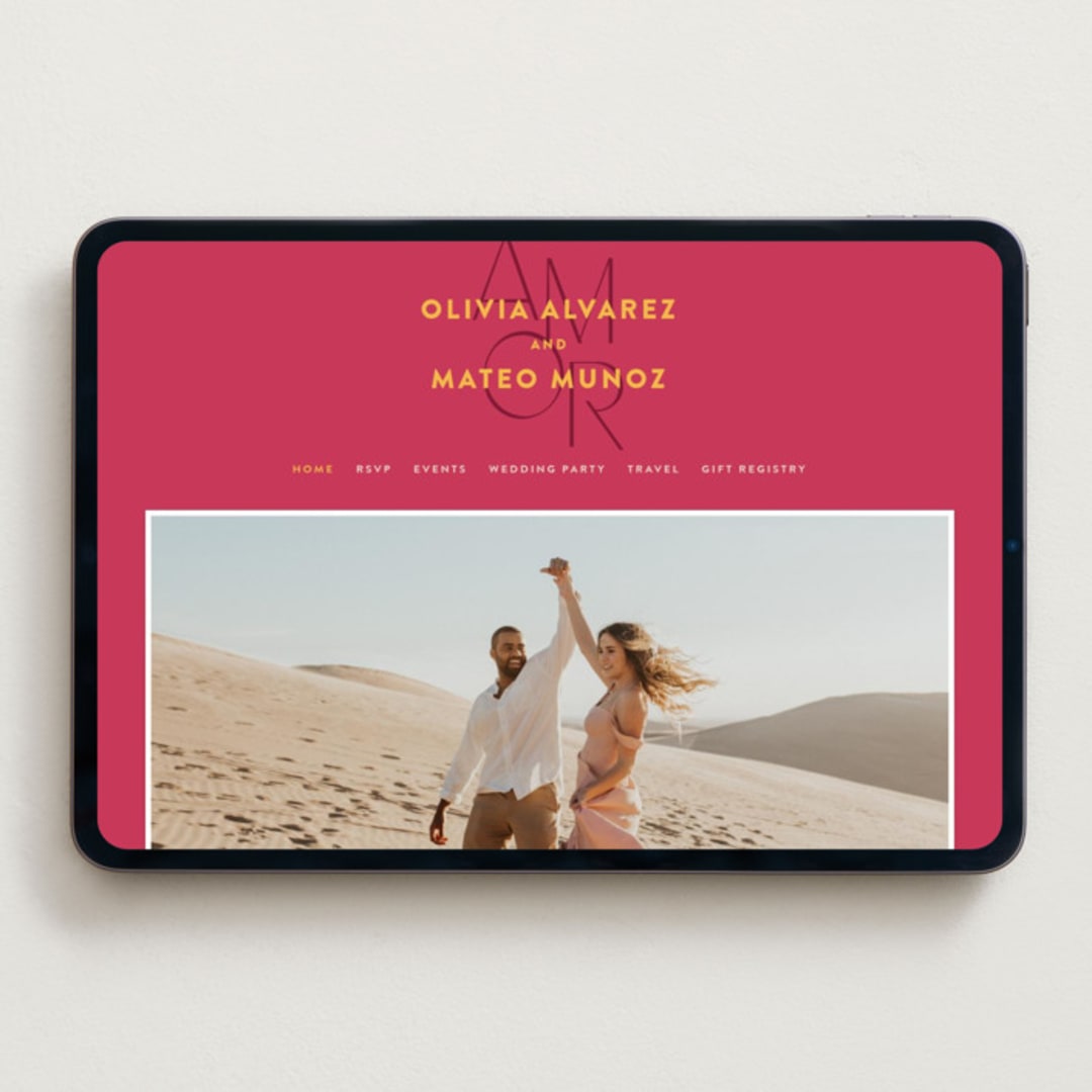 "Amor" - Wedding Website in Caliente by Owl and Toad - Desktop Design