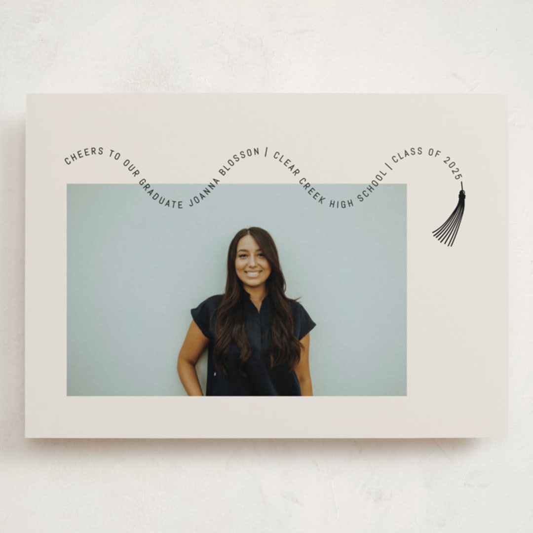 "Celebra" - Graduation Announcements in Nero by Pati Cascino - Front