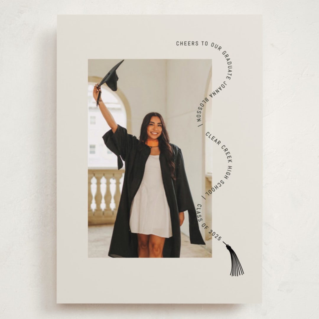 "Celebra" - Graduation Announcements in Nero by Pati Cascino - Front