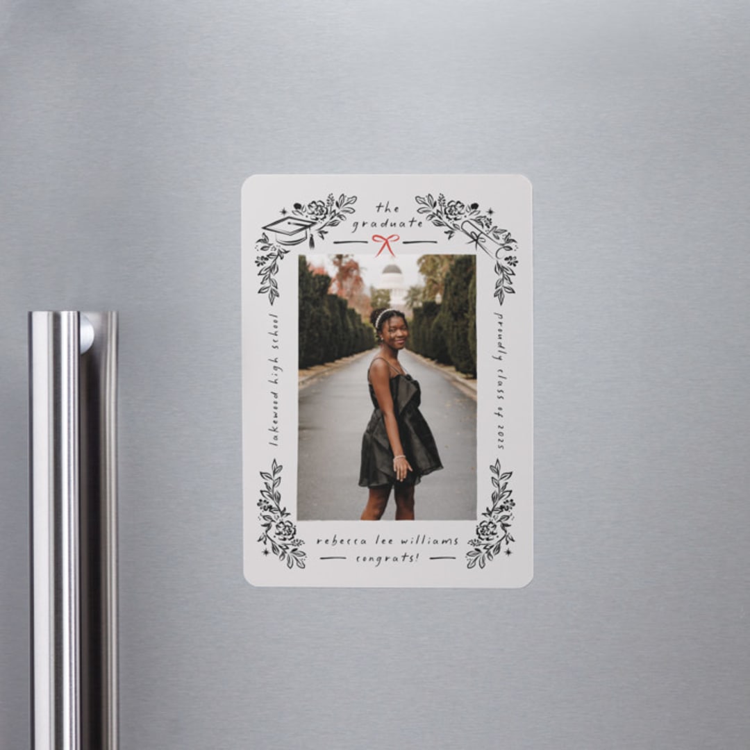 "Celebratory Frame" - Graduation Announcements in Linen by Ana de Sousa - Magnet Front