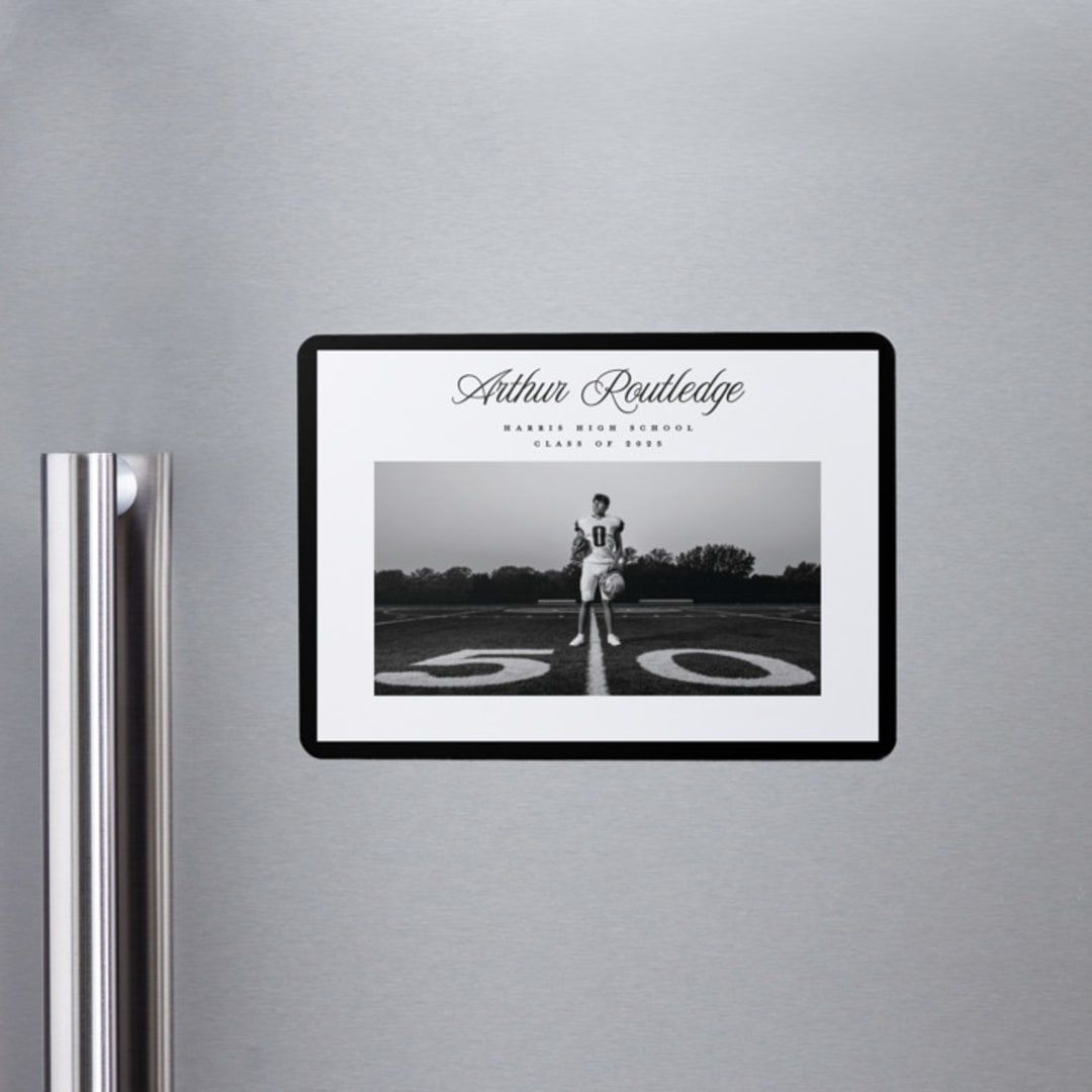 "Silo" - Graduation Announcements in Nero by Pati Cascino - Magnet Front
