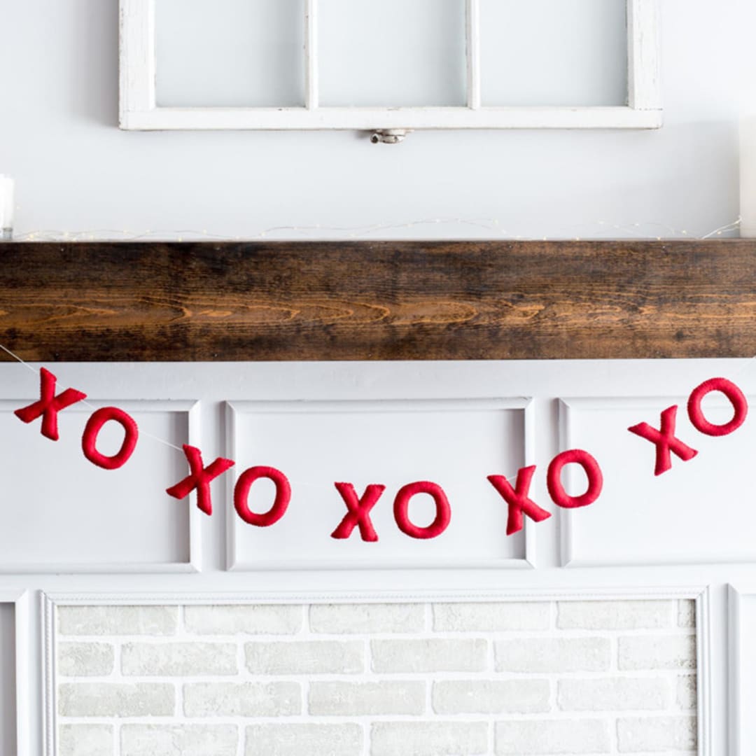 "XOXO Banner (Red, 6 feet)" - Garlands in red by Nivas Collection
