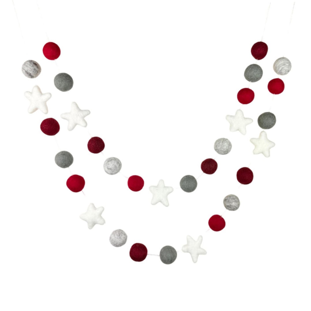 Cranberry Farmhouse Christmas Felt Ball & Star Garland
