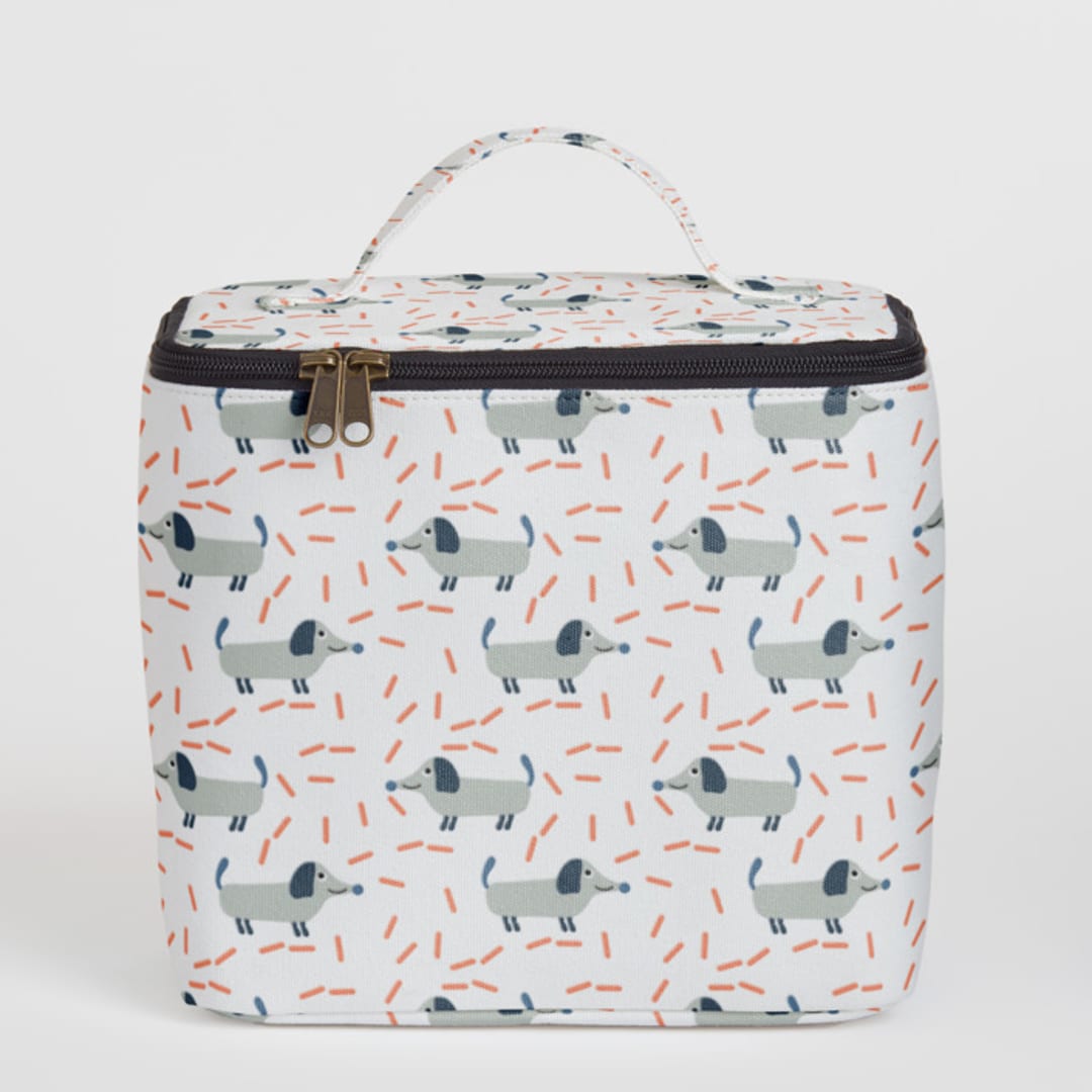 "Hotdogs from the sky" - Lunch Bag in Hotdog by Maja Cunningham - Lunch Bag
