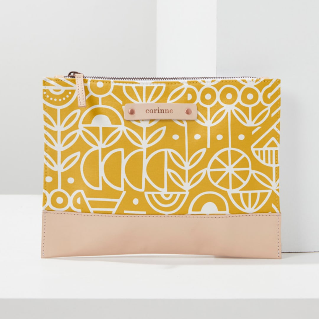 "Deconstruct" - Casual Clutch in Sunshine by Michelle Taylor - Casual Clutch