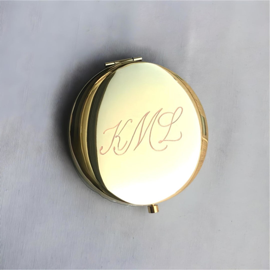 "Engraved Compact Mirror Monogram" - Bridesmaid Gifts in multicolorassorted-colors by Charlotte Noordzij