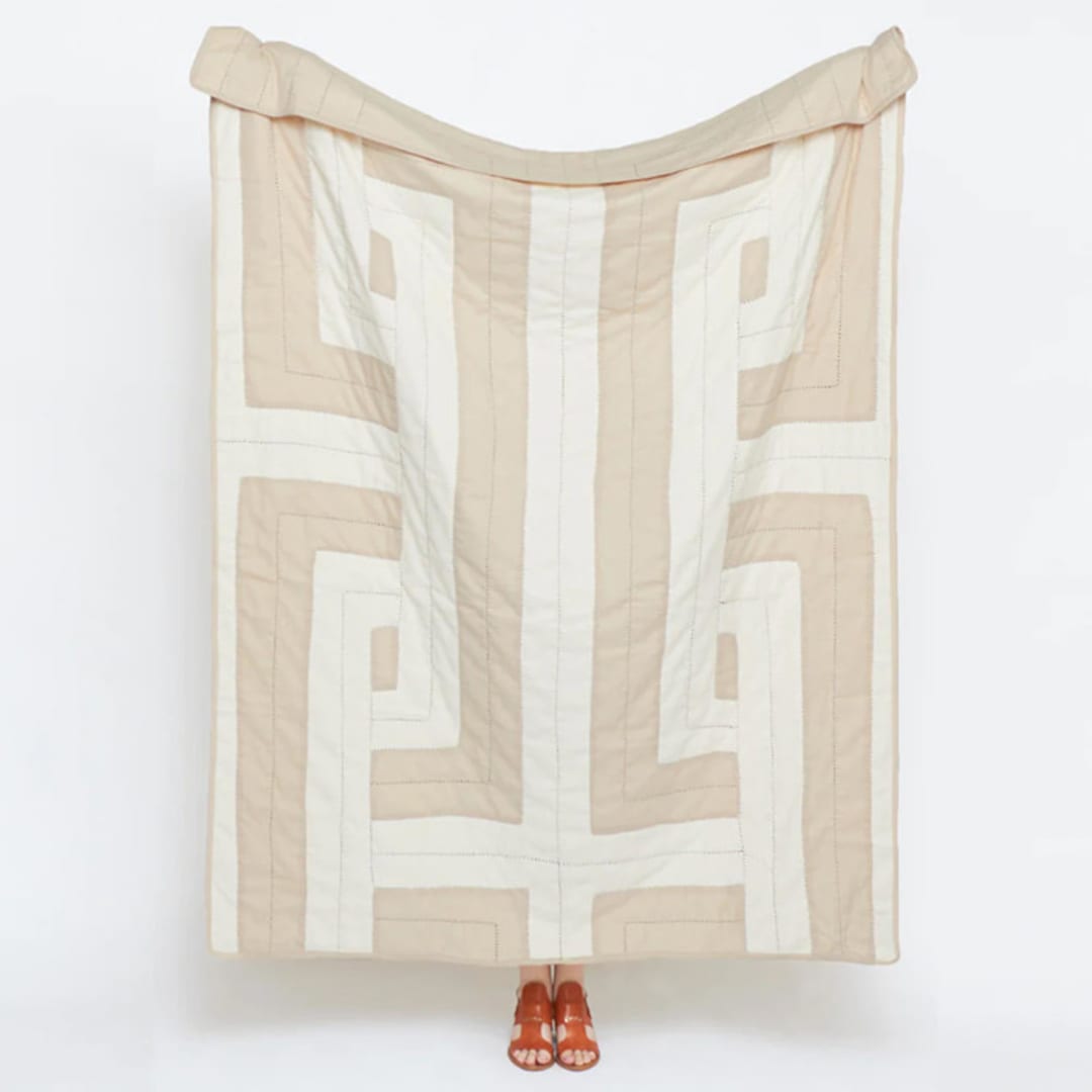 Interlock Quilt Throw - Oxford Tan