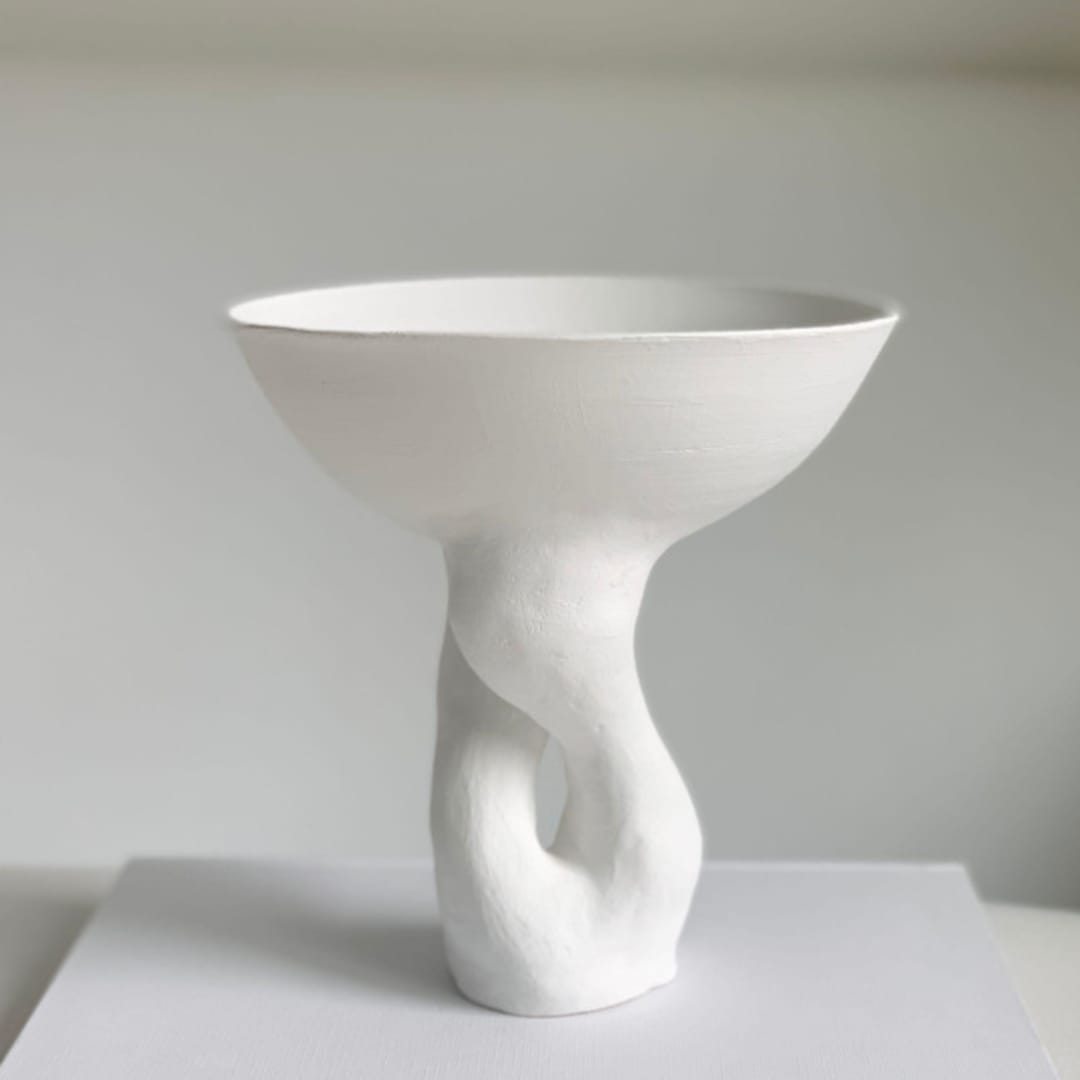 "Sculptural Pedestal Bowl" - Decorative Object in white by Cloude Made