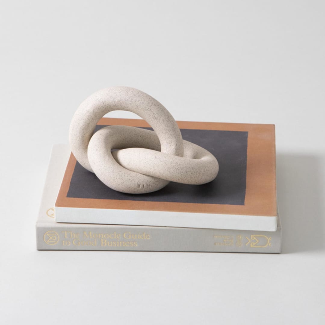 SIN Infinity Knot