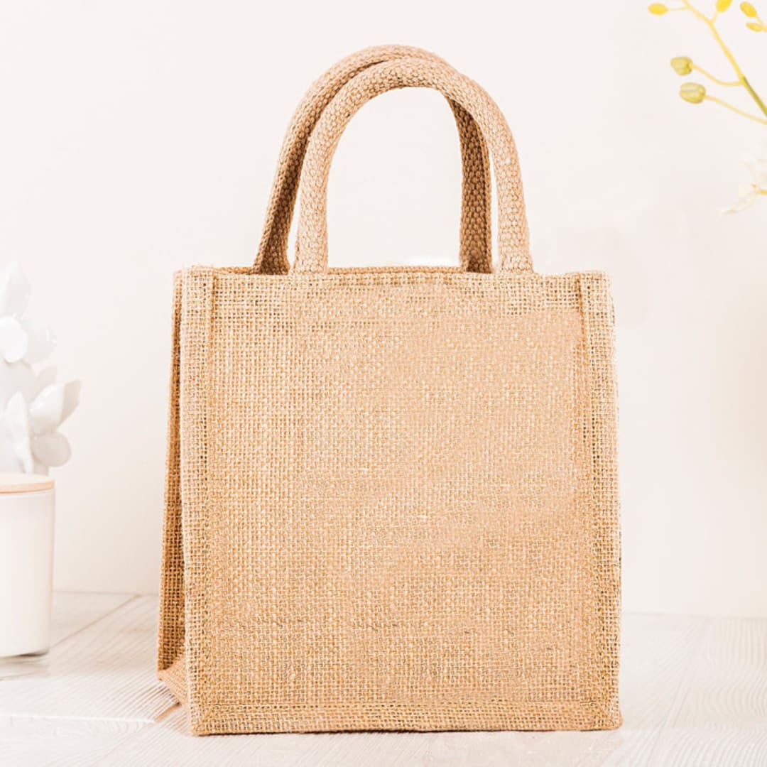 "MEDIUM Jute Bags 10 Pack" - Favor Bags in natural by Veronica Esquino