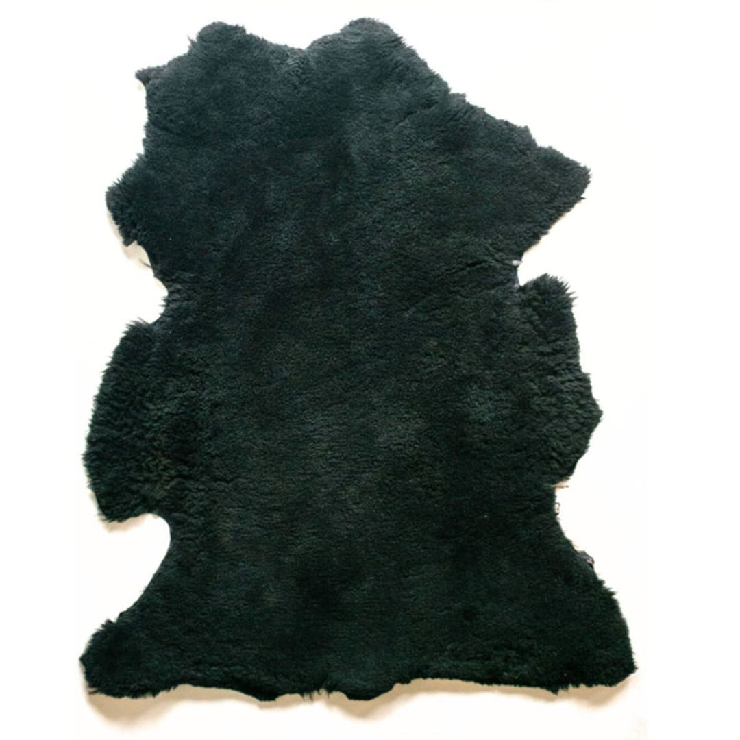 "The Sheepskin Rug in Black" - Floor mats in black by Millstream Home