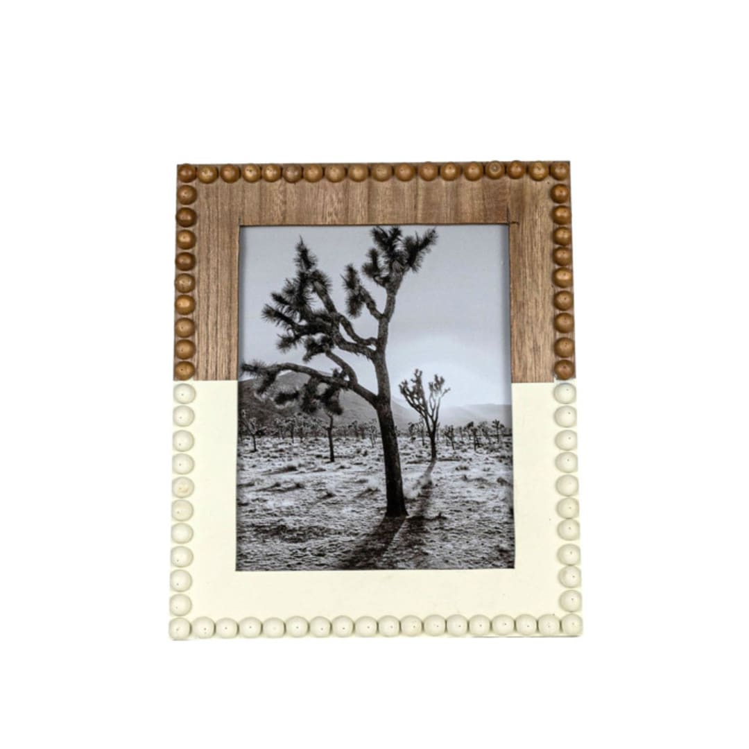 8X10 Amphitrite Beaded Photo Frame White