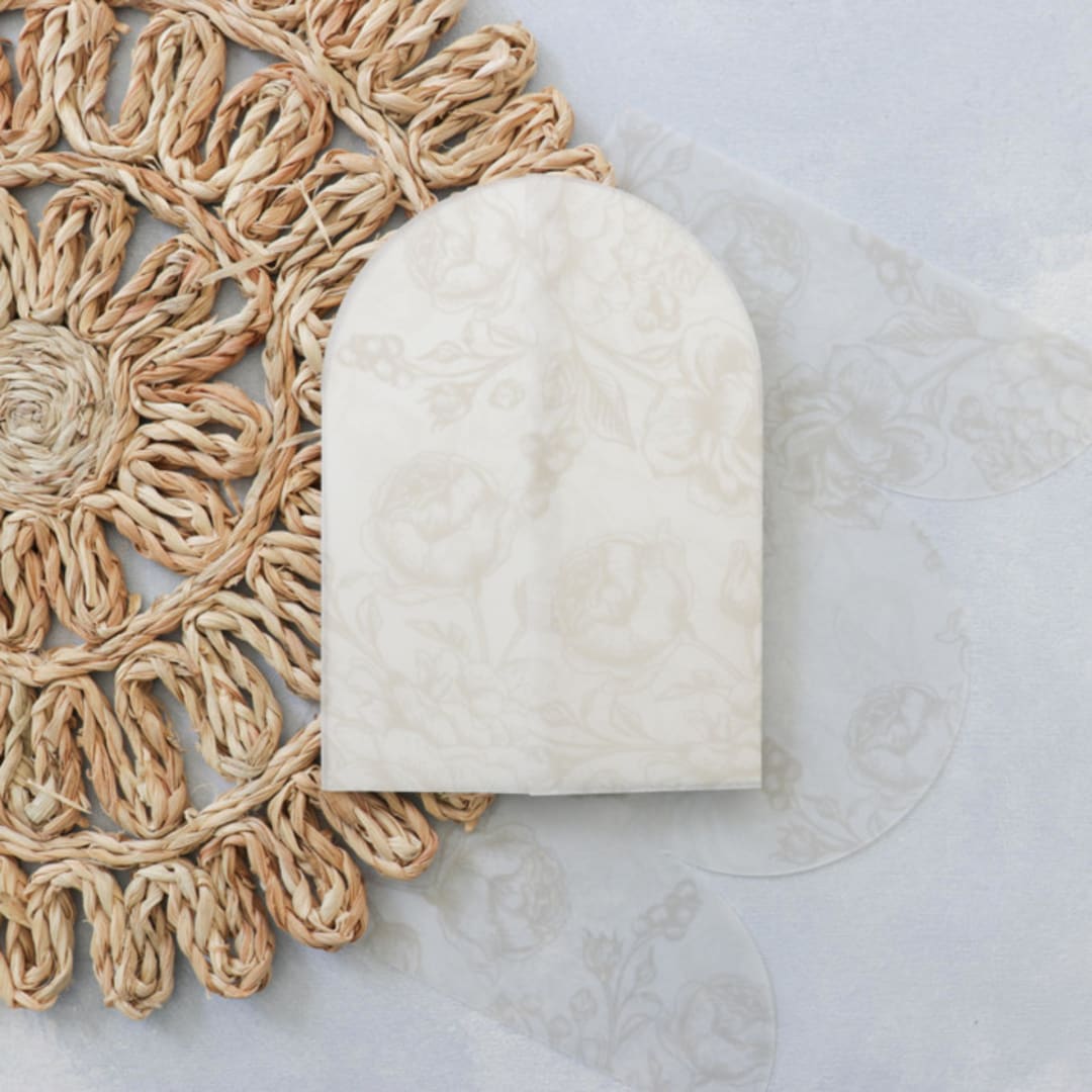 Cream Roses Arch Vellum Jackets | Size 5x7 | Set of 25