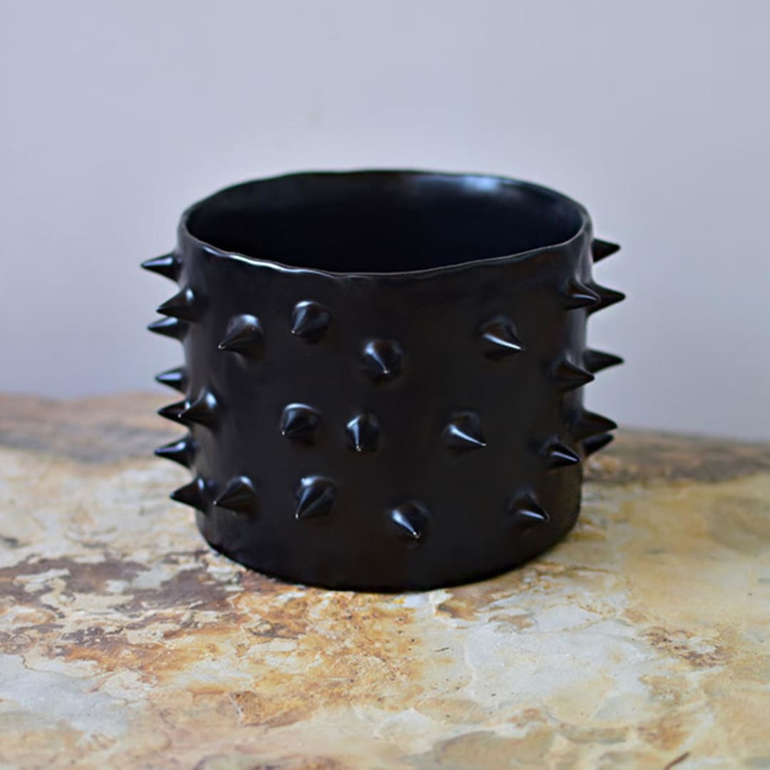 "Spikes Black Ceramic Handmade Planter" - Planters in black by OWO Cerámica