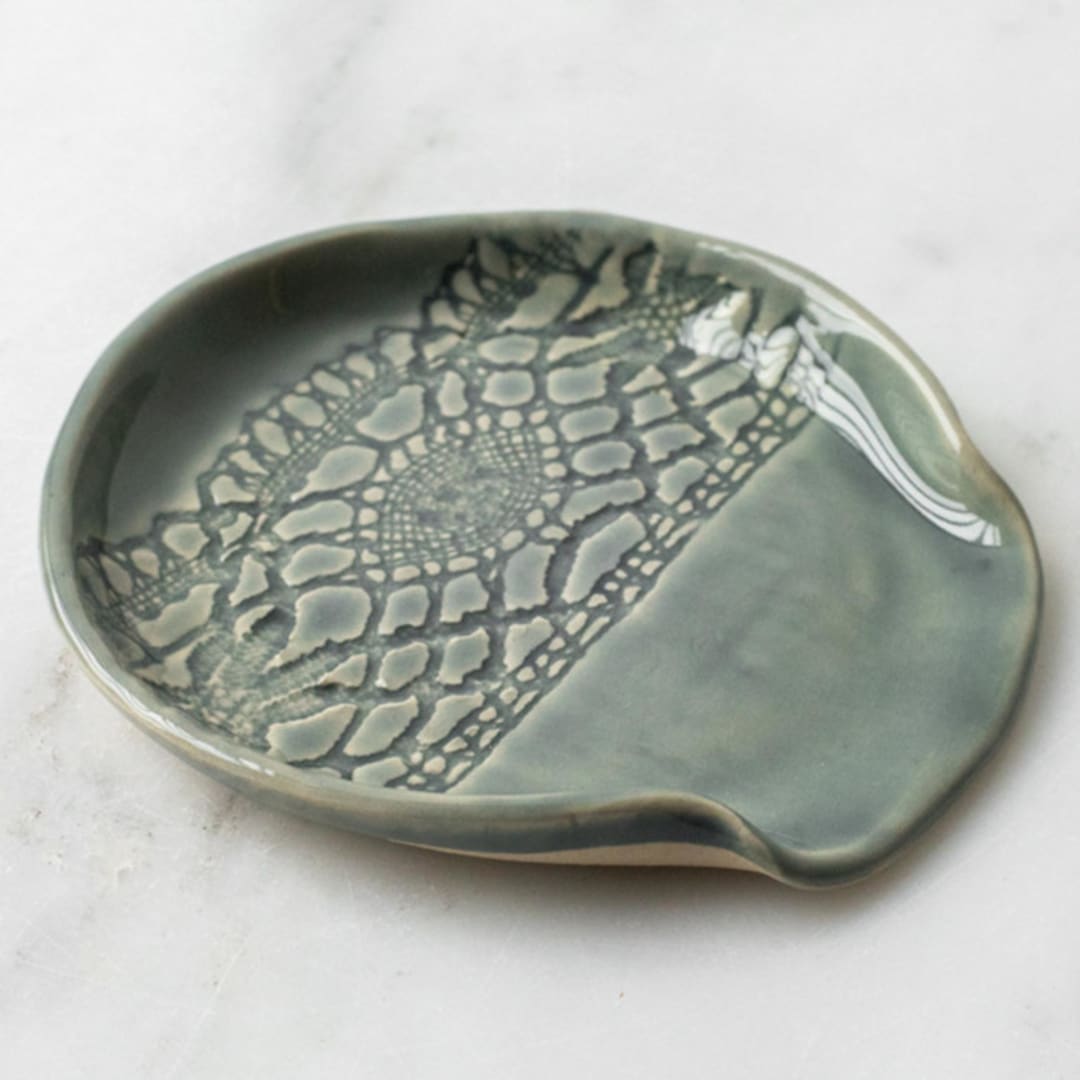 "Lace Spoon Rest - Moss" - Serving Accessories in green by Handmade Studio TN