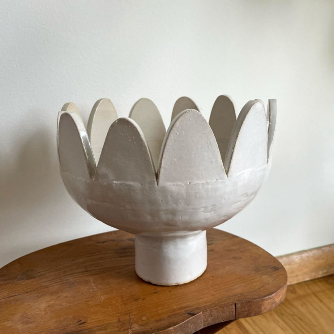 Petal Pedestal Bowl - White