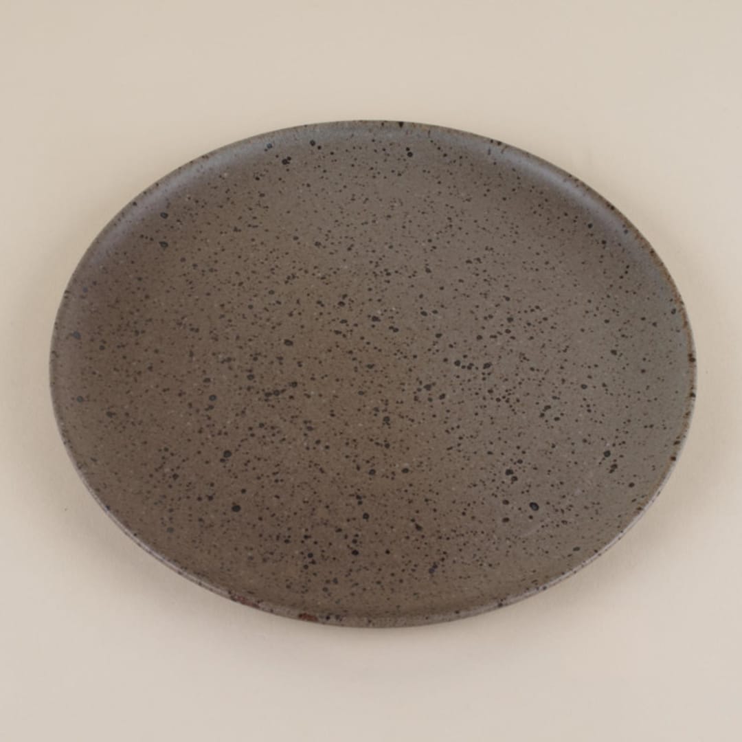 "Salad Plate : Ash Grey" - Plates in brown by Marie Bose