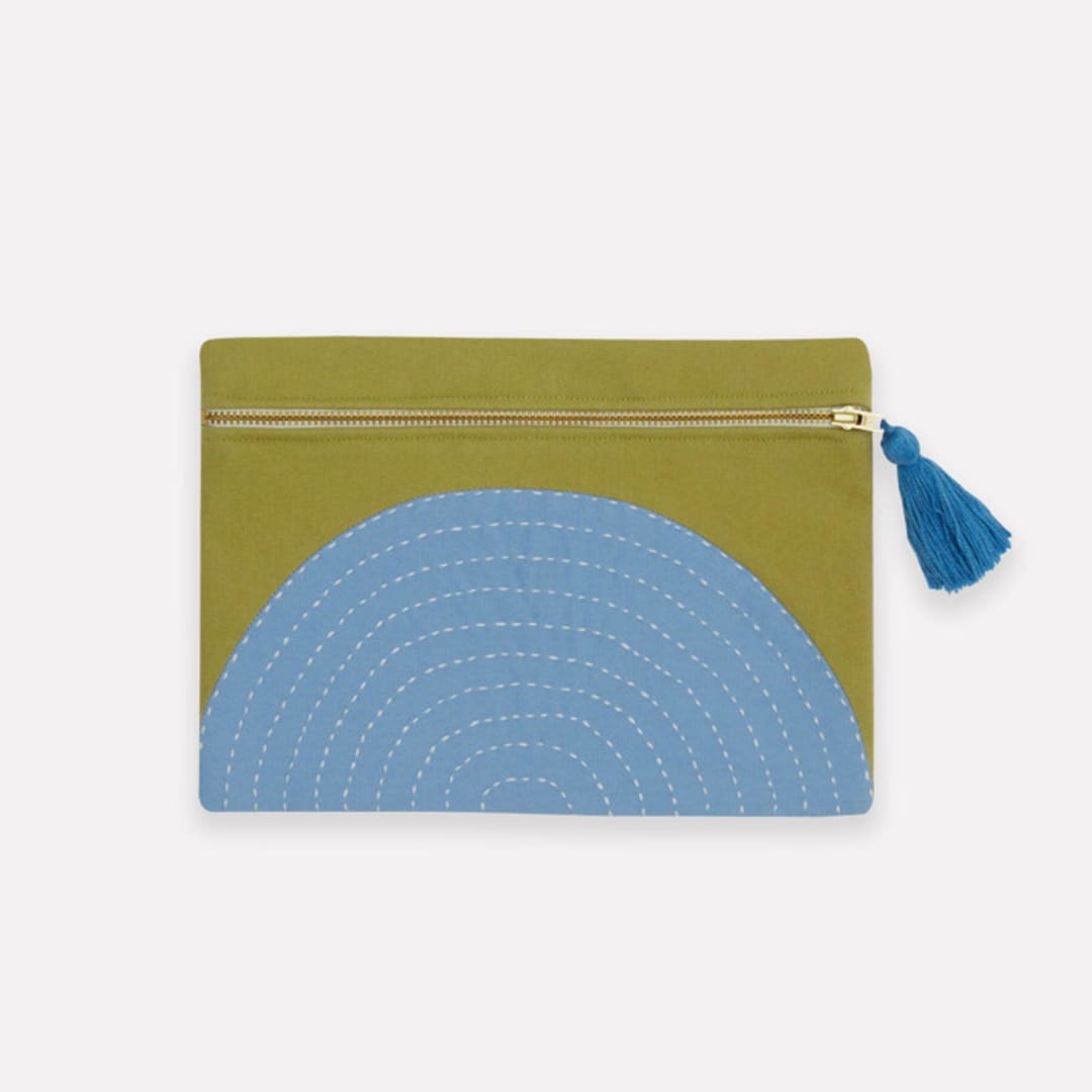 "Eclipse Pouch - Olive" - Makeup Bag in green by Anchal