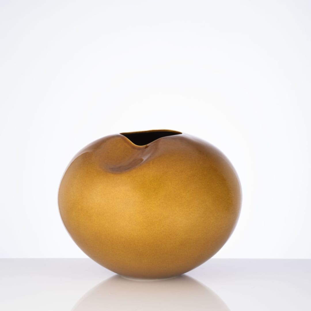 "Ceramic Decorative Sculptural Vase - Milan Honey" - Vases in gold by DinaDecor