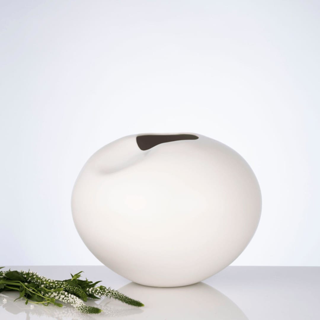 "Ceramic Decorative Sculptural Vase - Milan White" - Vases in white by DinaDecor
