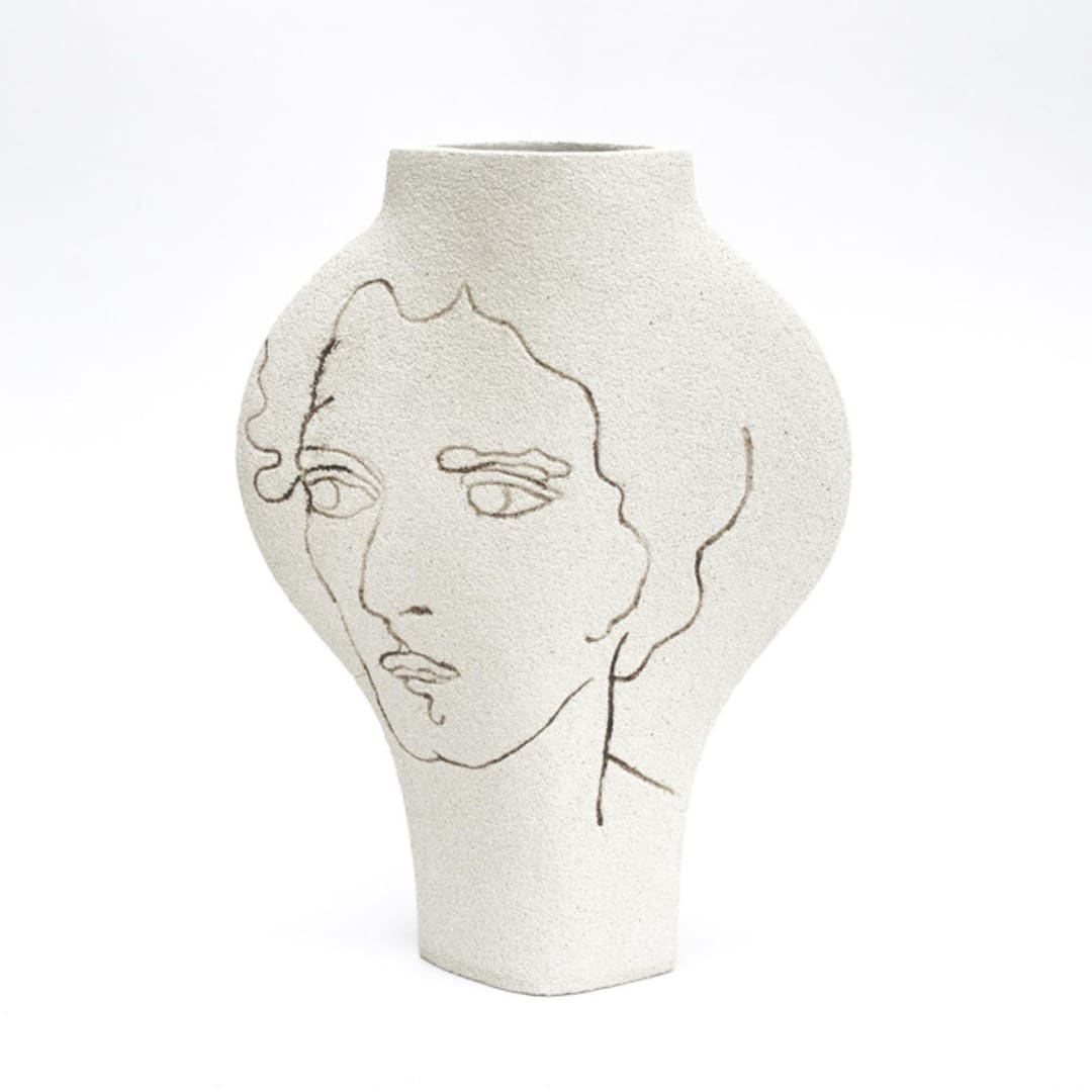 "Ceramic Vase ‘Dal Visage’" - Vases in white by Inhee Ma