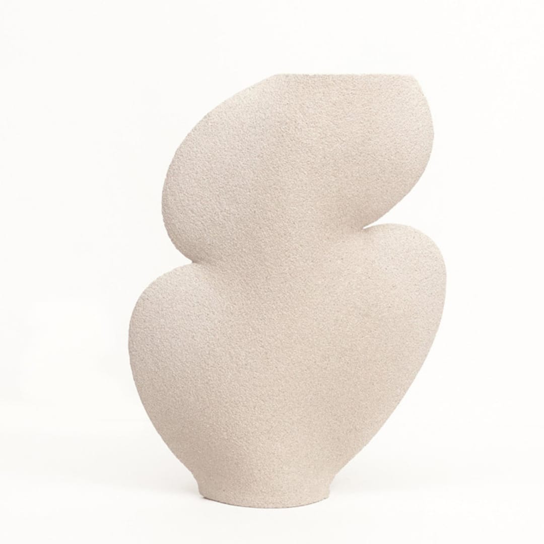 "Ceramic Vase ‘Ellipse N°1 - White'" - Vases in white by Inhee Ma