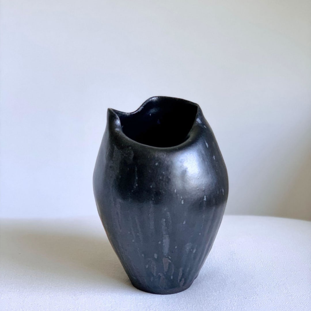"Black Soft Fold Vase" - Vases in black by Cloude Made