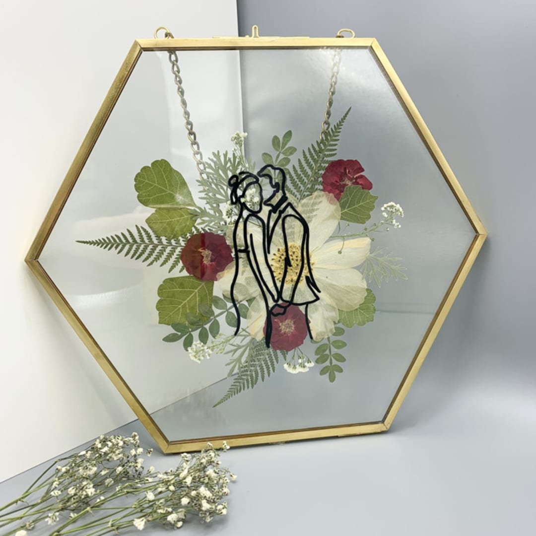 Bride And Groom Gold Pressed Flower Frame Gift