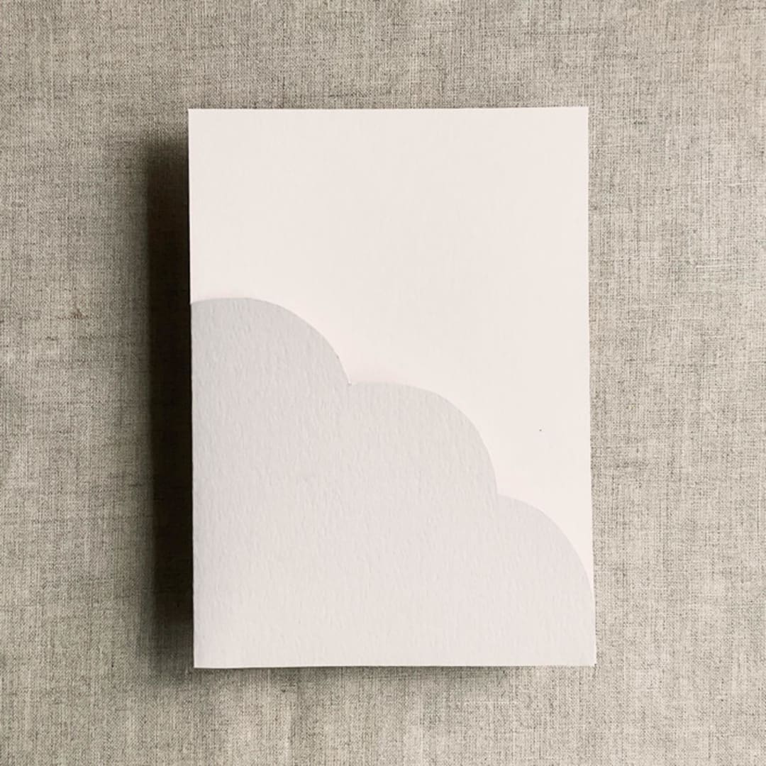 "Cloud scalloped pocket holder for 5x7 cards - Pack of 10" - Invitation Pockets in beige by Ivory Invitations