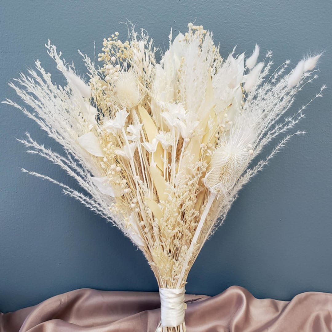 Preserved-Dried Flower Bouquet | White, Ivory