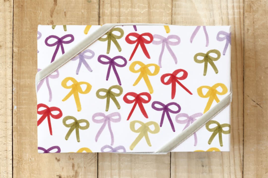 "Festive bows" - Wrapping Paper in Festive Pink by Bethania Lima - Front