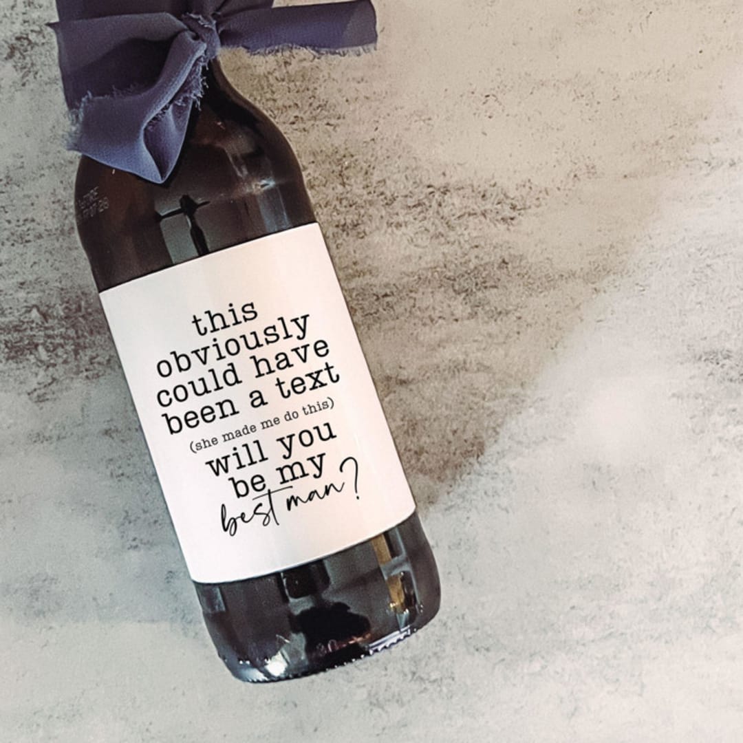 "Set of 6 Best Man Beer Bottle Labels | Text" - Groomsmen Gifts in white by The Pretty Little Mess
