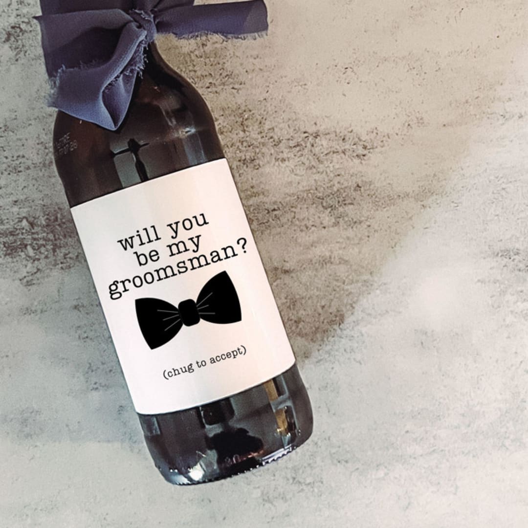 "Set of 6 Groomsman Beer Bottle Labels | Will you be my Groomsman?" - Groomsmen Gifts in black by The Pretty Little Mess