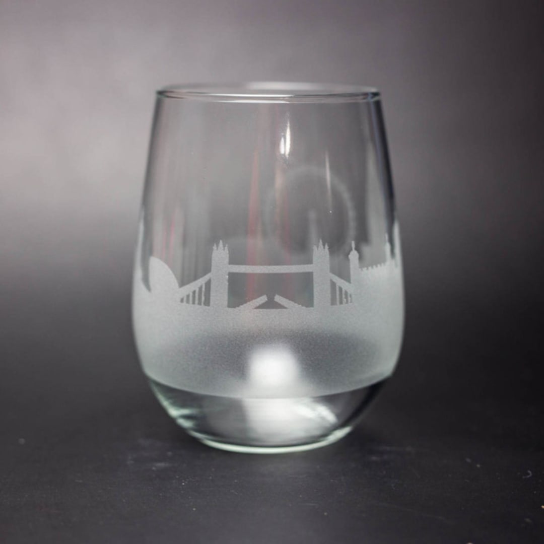 London, England Skyline Stemless Wine Glass