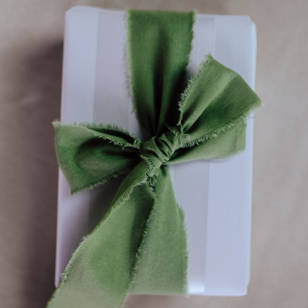 "Ribbon Linen 1.5" Wide Green" - Ribbons in green by Jordan Perry
