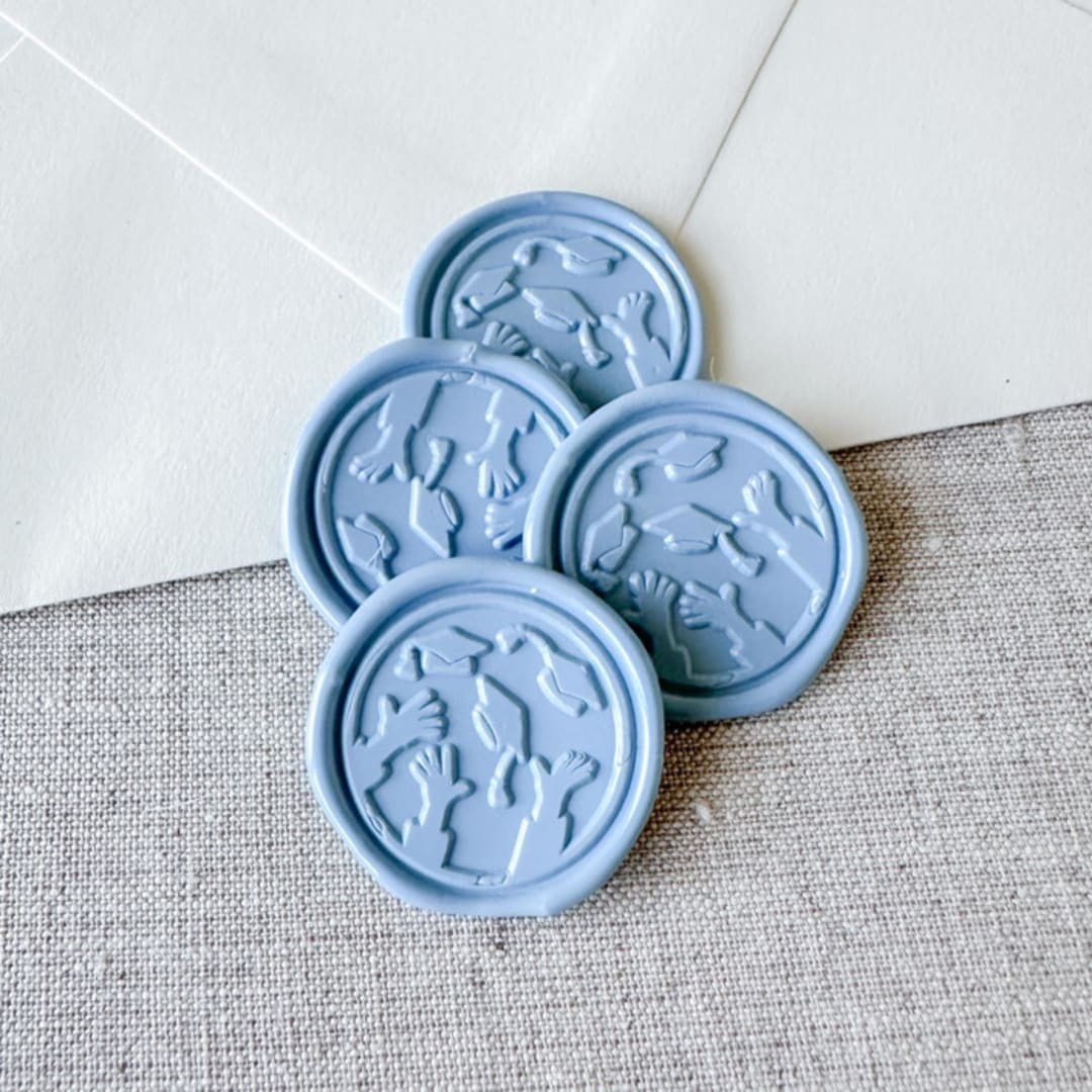 "Dusty Blue graduation wax seal - Graduation cap throw | Set of 10" - Wax Seals in blue by Maria Ferrer G.