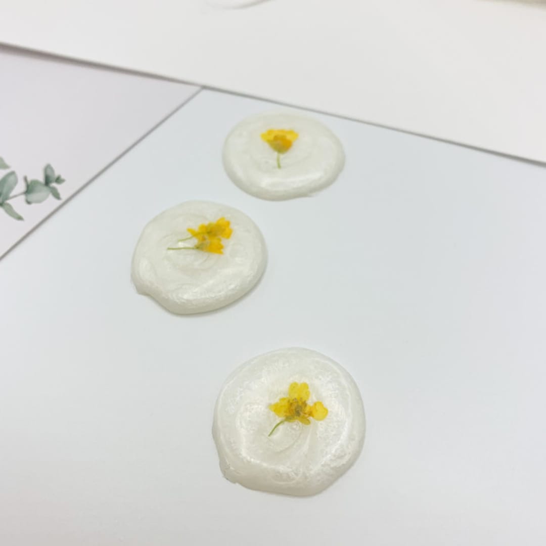 "Pressed Flower Ivory Wax Seal Yellow Flower Set Of 6" - Wax Seals in white by Christine OMalley