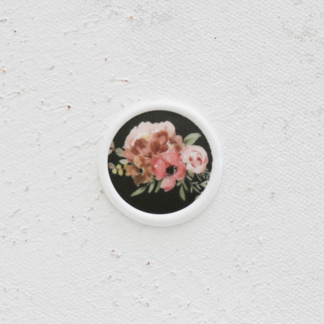 "Black and Pink Floral Bouquet Wax Seals for Wedding Invites | Set of 25" - Wax Seals in multicolor by Clove and Cedar Design