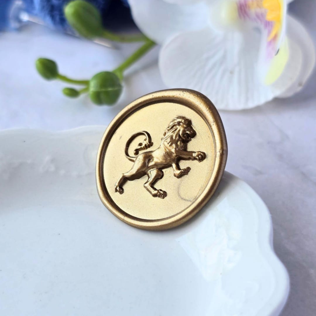 "Heraldry Lion- Customizable Color- Set of 25  Hand-crafted Wax Seals" - Wax Seals in multicolor by Inkspiringletters