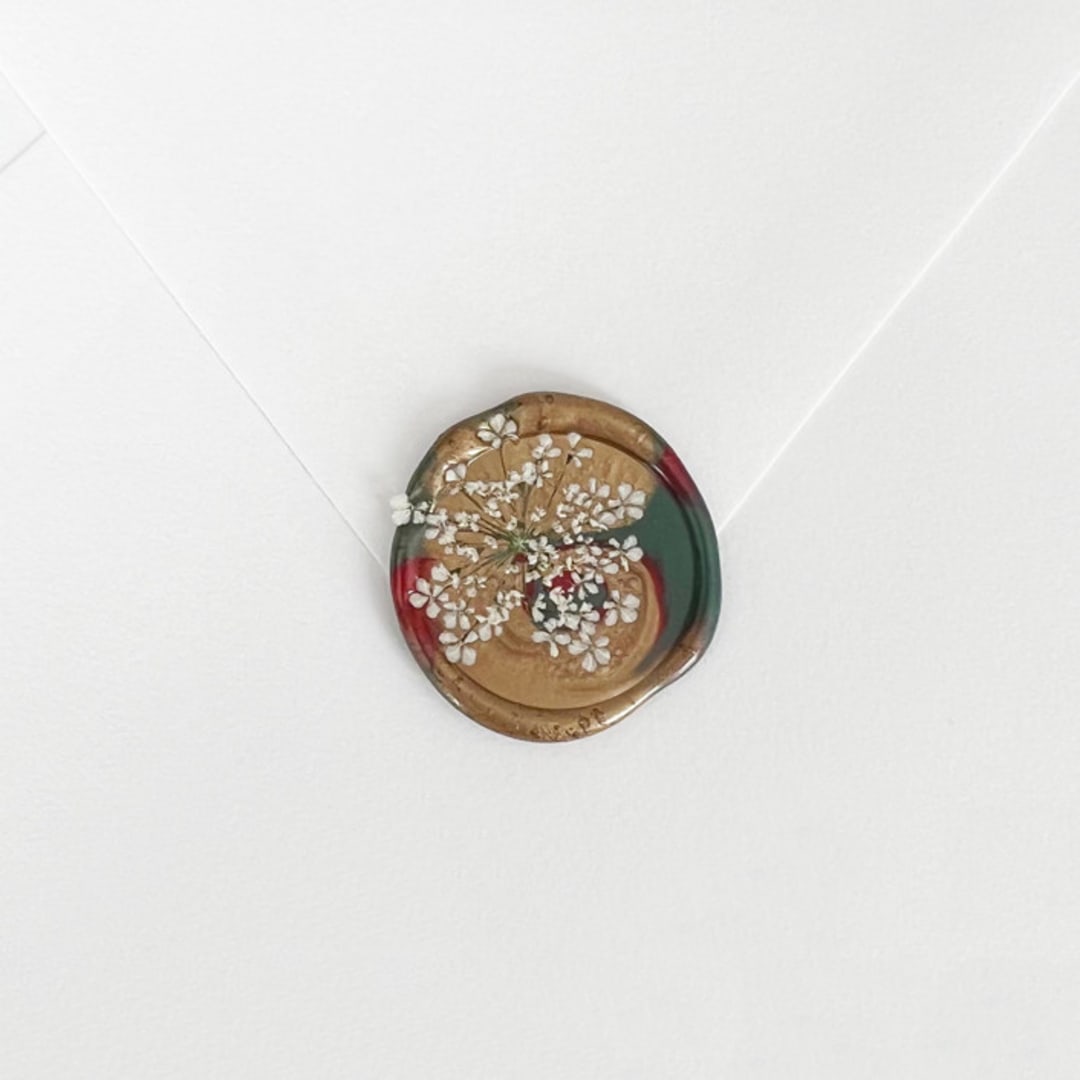 "Queen Anne's Lace Wax Seal in Holiday Marble | Pack of 10" - Wax Seals in multicolor by Caitlin Home
