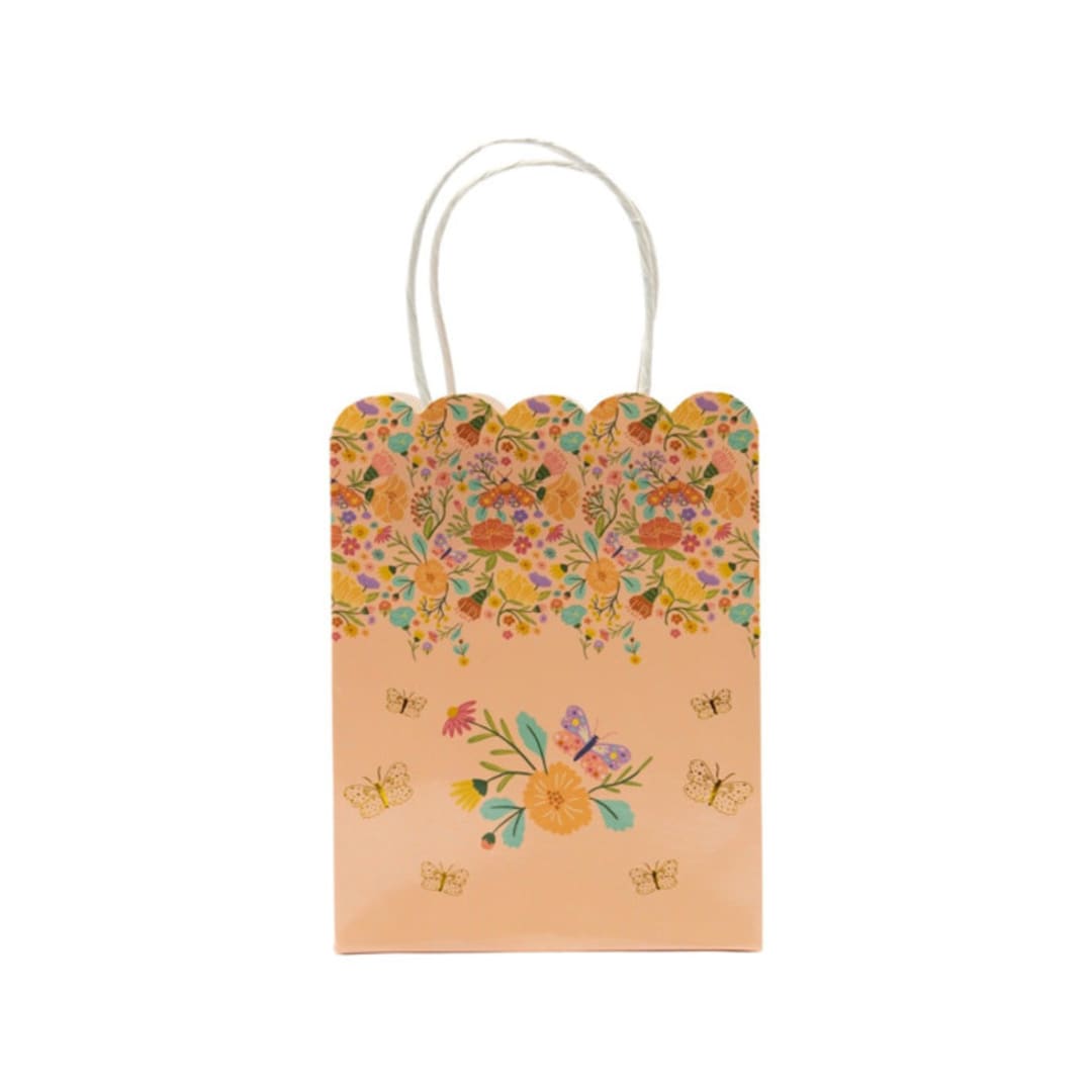 "Tea Party Gift Bags (8)" - Party Favor Bags in pink by MA FÊTE