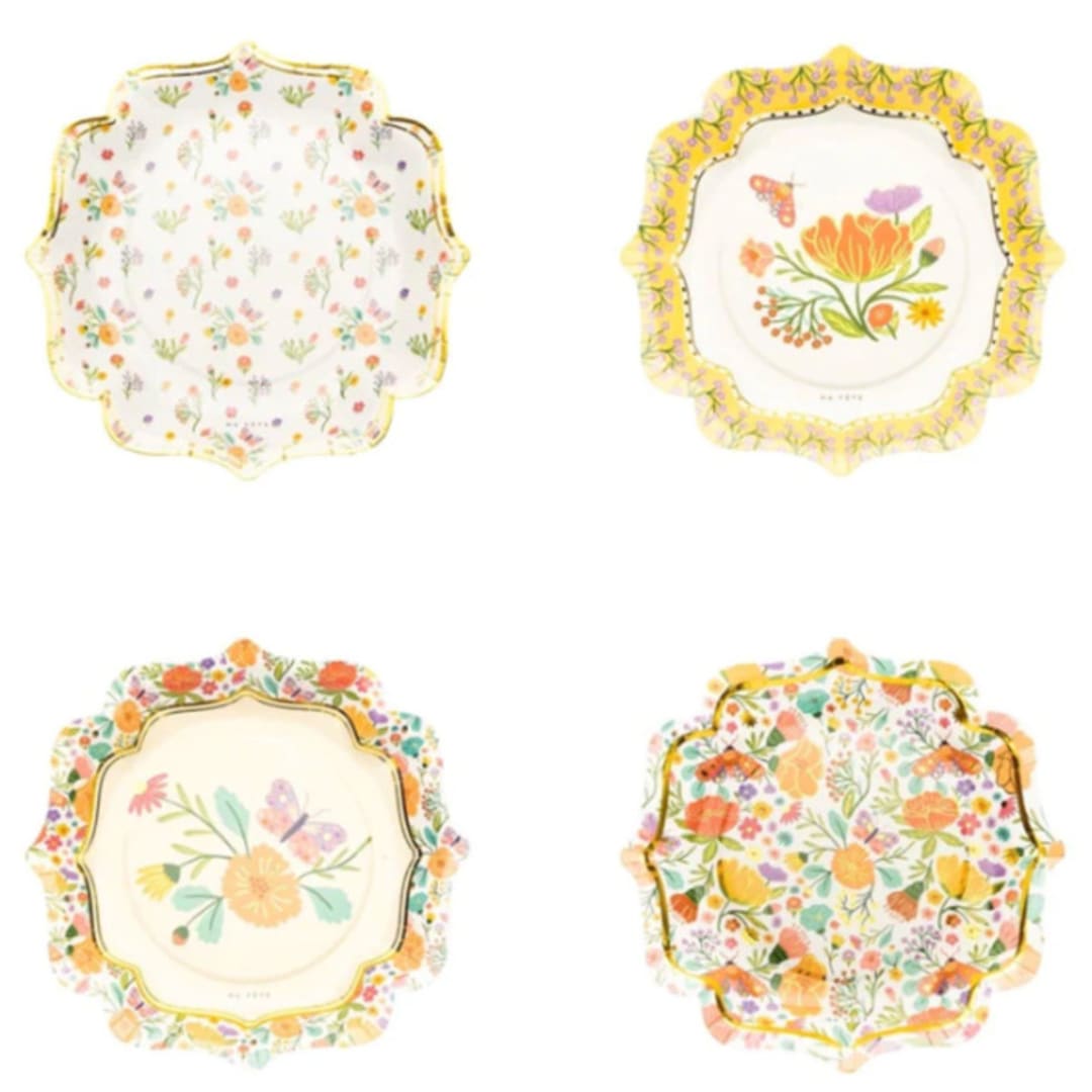 "Tea Party Dinner Plates (8)" - Party Plates and Bowls in multicolorassorted-colors by MA FÊTE