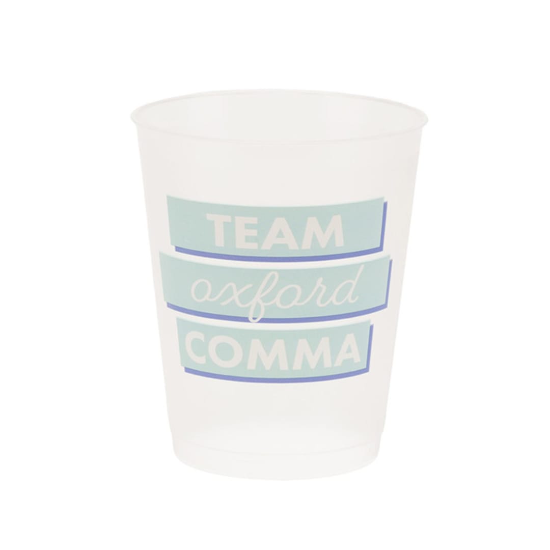 "Book Club "Team Oxford Comma" Flex Cups - Set of 8" - Party Cups in multicolor by Jollity and Co