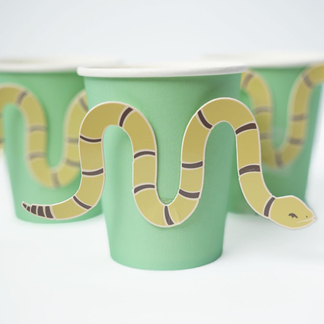 "Western Snake Cups (x12)" - Party Cups in multicolor by POP Party Supplies